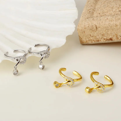 Paved Knot Clip Earring E1010, 1 Piece
