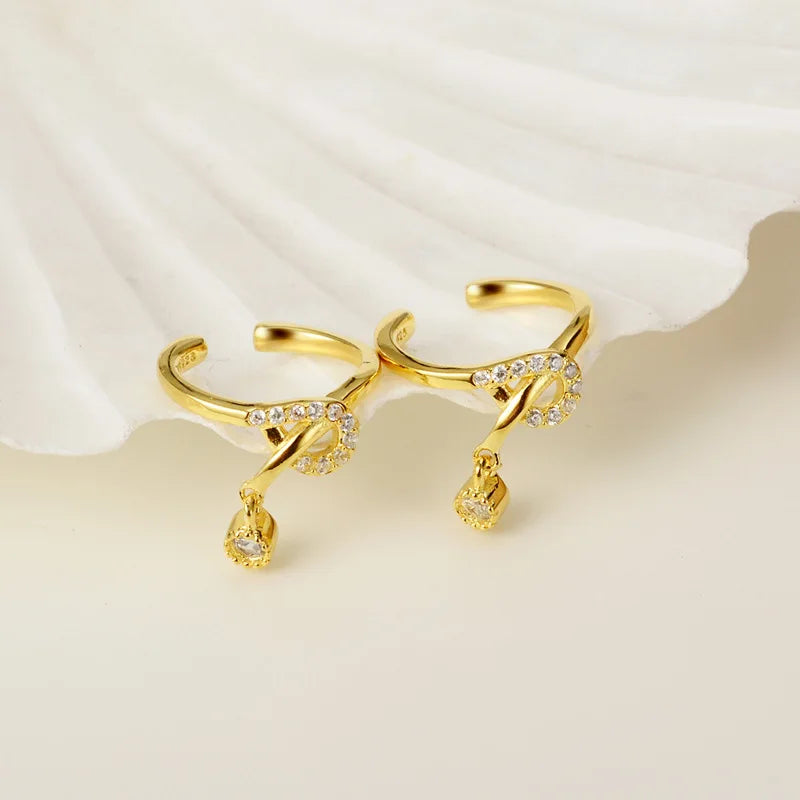Paved Knot Clip Earring E1010, 1 Piece