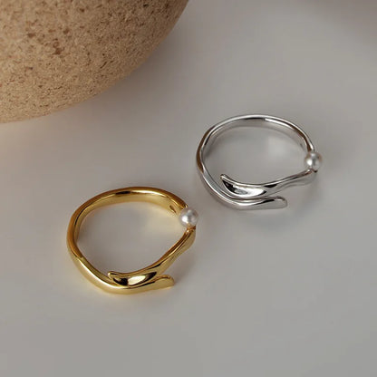 Shell Pearl Minimalist Ring R1034