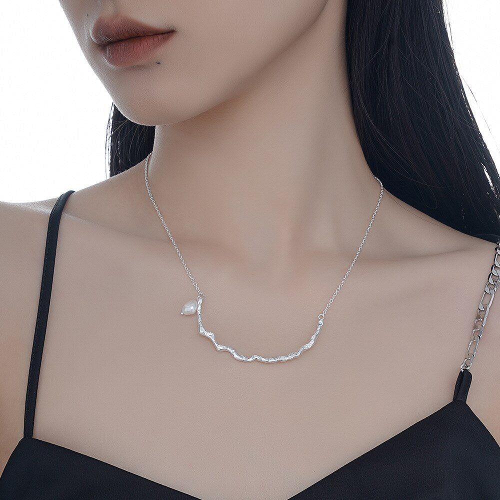 Thick Long Wire Pendant N1041