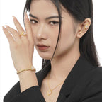 Agate Heart Crumpled Open Bangle B1050