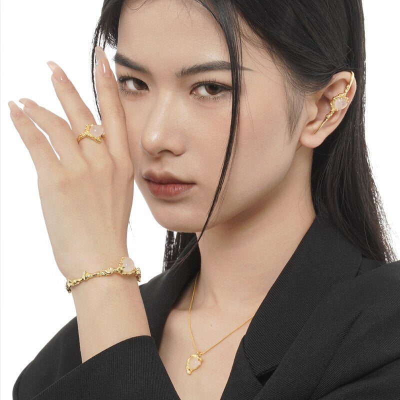 Agate Heart Crumpled Open Bangle B1050