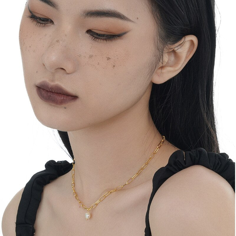 Elongated Drawn Chain Baroque Pearl Necklace N1048