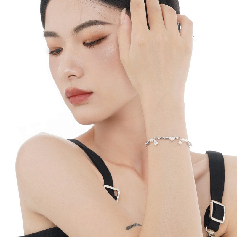 Pearls Multi Chained Bracelet B1019