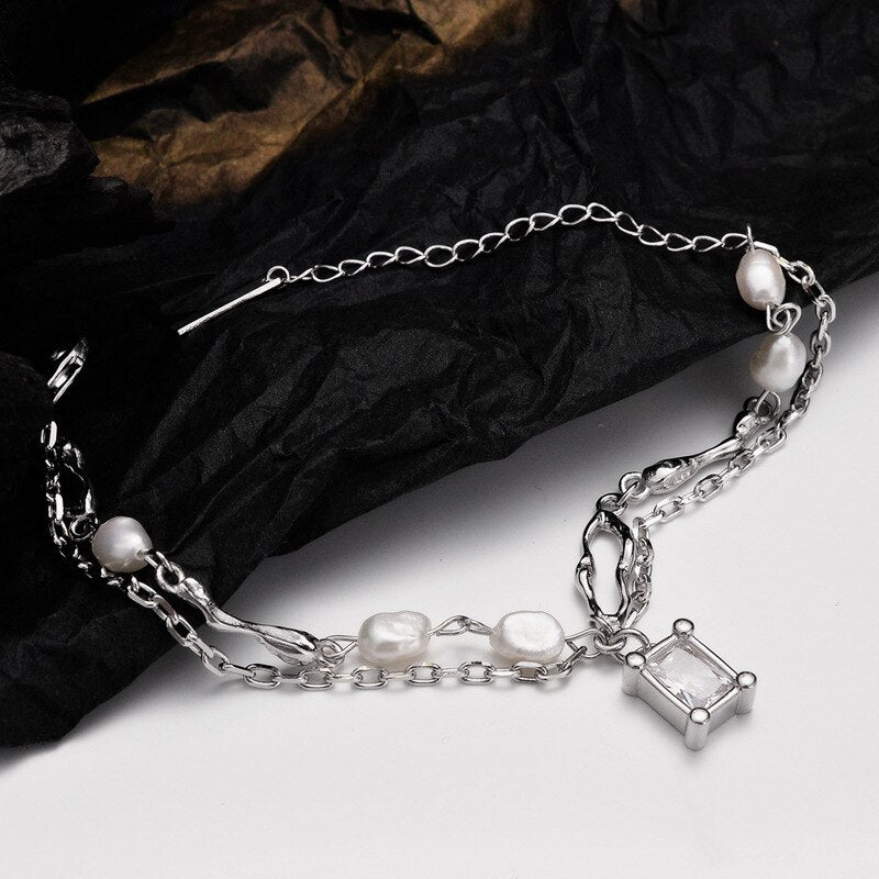 Chains Baroque Pearl Bracelet B1047