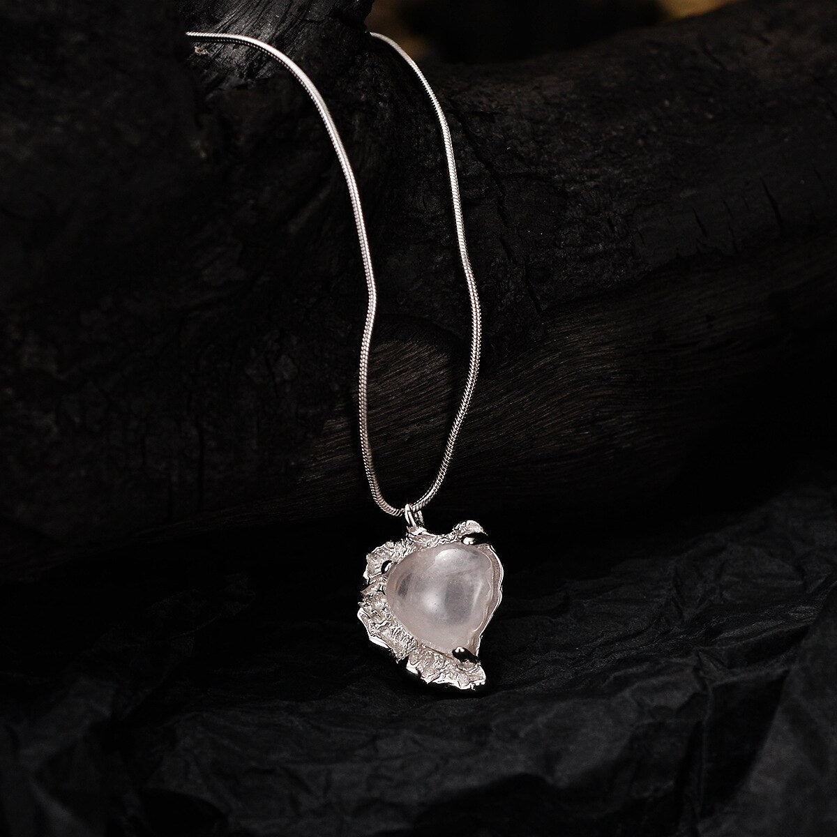 Pink Crystal Heart Agate Pendant N1052