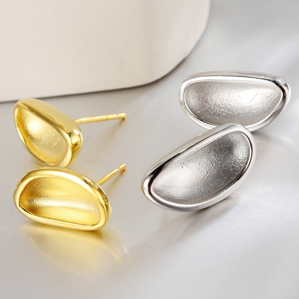 Matte Beanpod Studs E1172