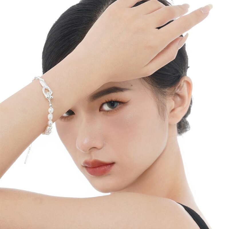 Rumpled Band Baroque Pearls Bracelet B1046