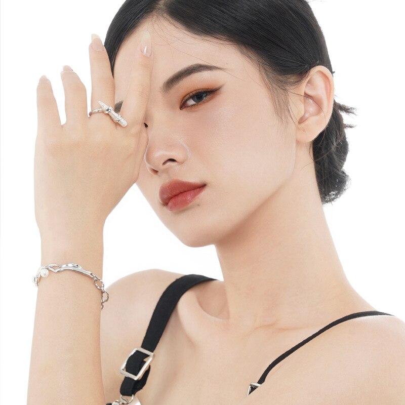 Shell Pearls Irregular Links Bracelet B1022