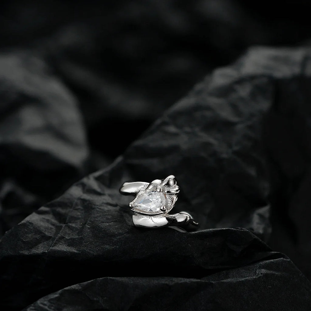 Solitaire CZ Ear Cuff E1150, 1 Piece