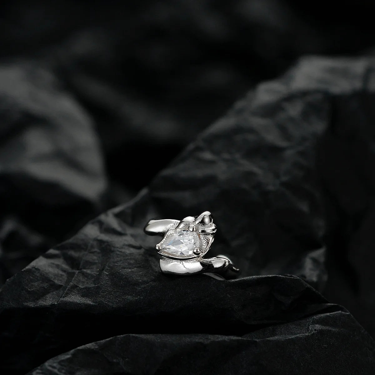 Solitaire CZ Ear Cuff E1150, 1 Piece