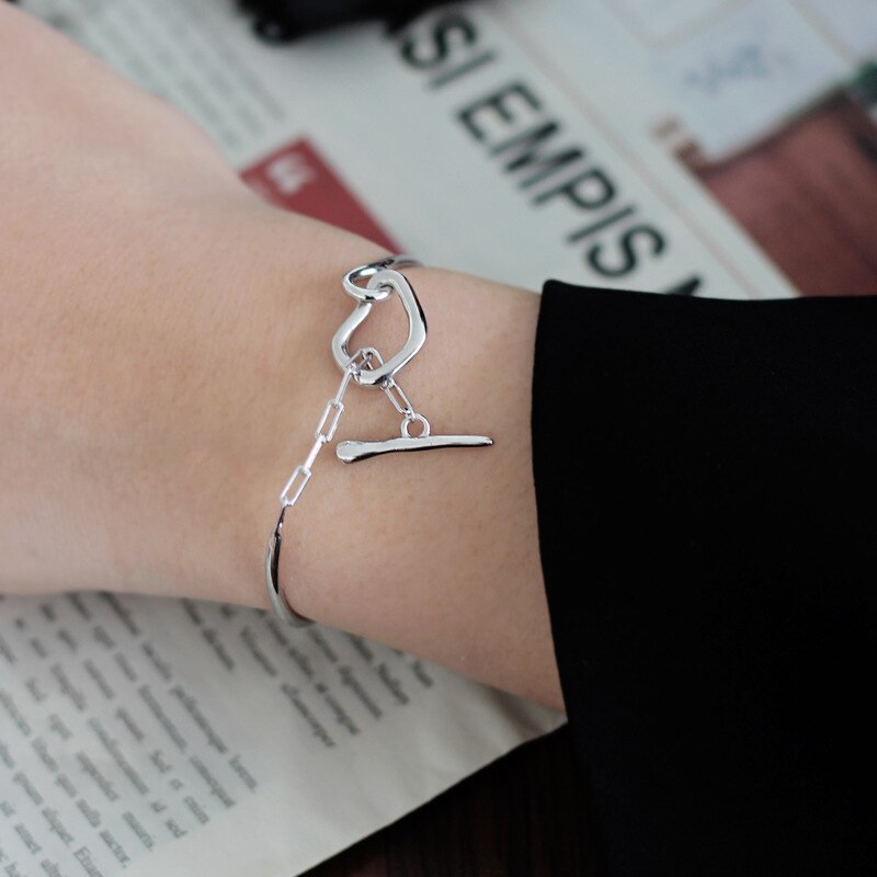 Thick Wire T-bar Bracelet B1037