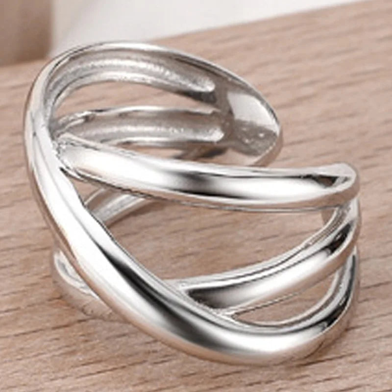 Twisting Strip Wide Ring R1160