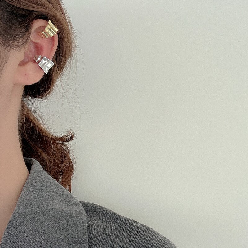 Wide Wavy Ear Cuff E1064 1 Piece