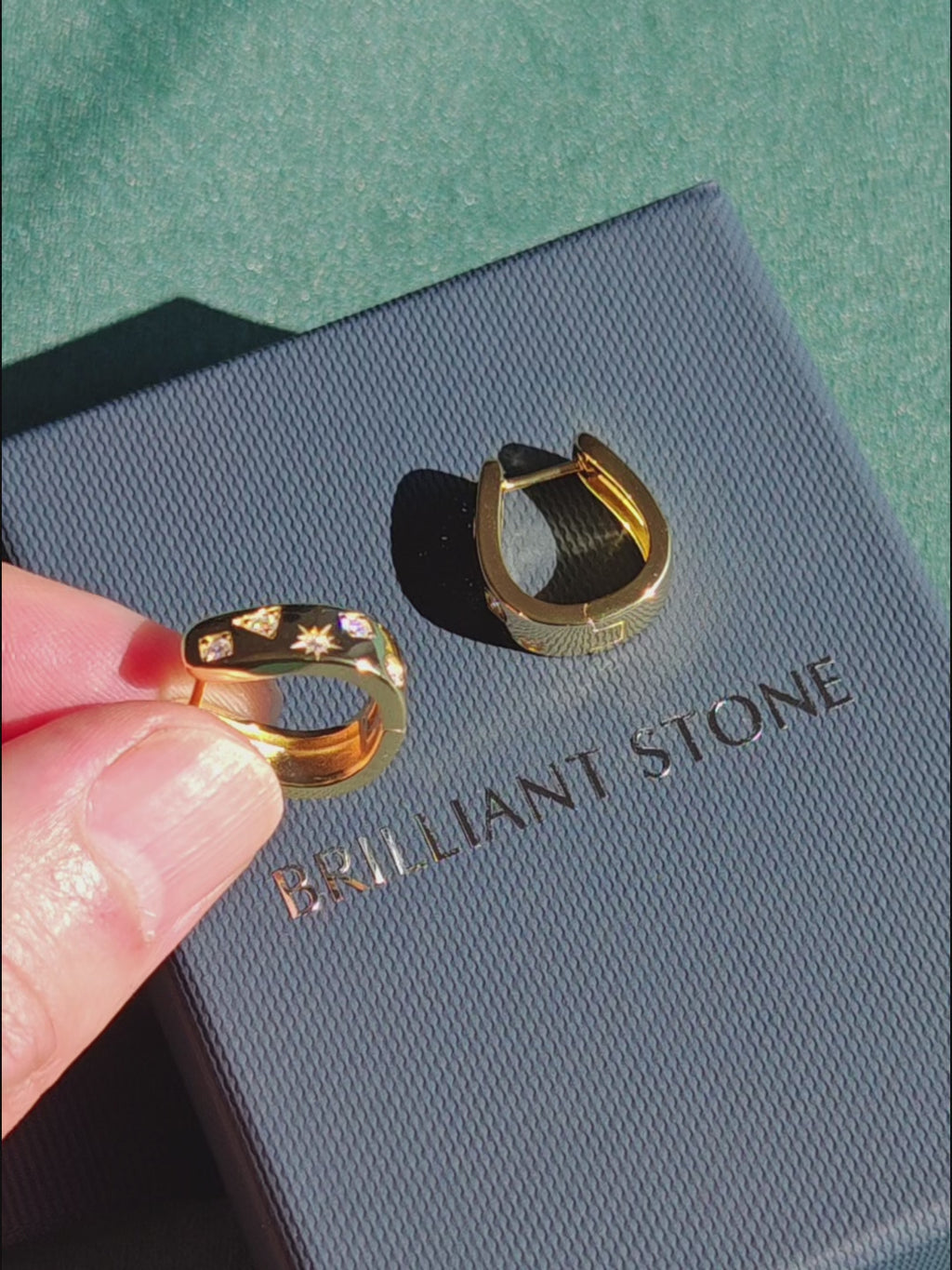 Geometric Chunky Huggies