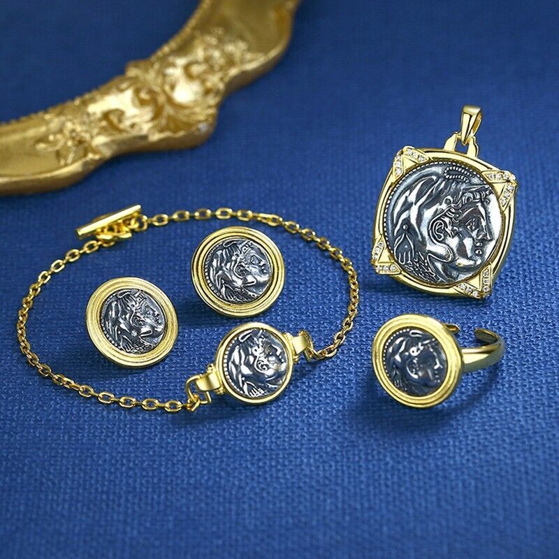 Alexander The Great Toggle Bracelet D1010