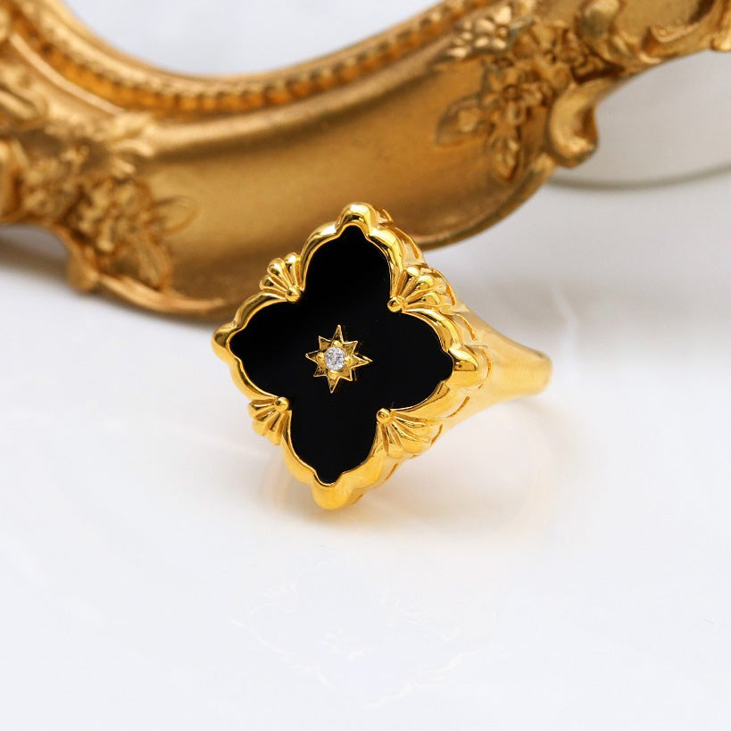 Agate Clover Fretwork Ring 5037