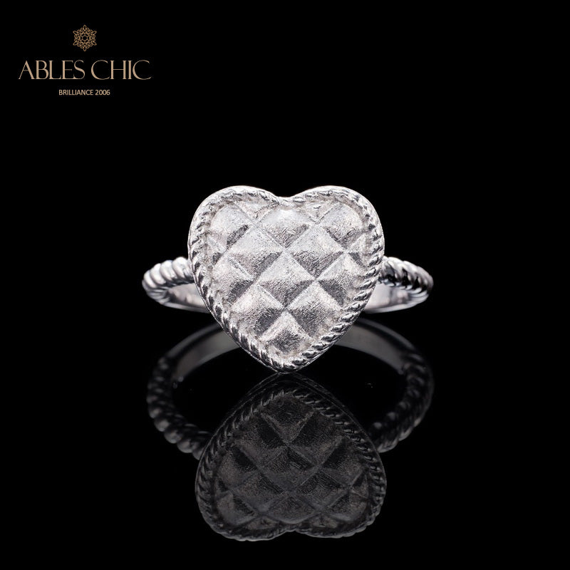 Cross Grain Heart Ring 6075