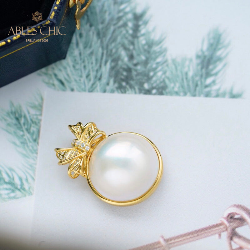 Mabe Pearl Bowtie Pendant 5848