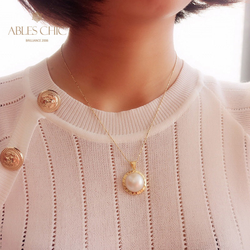 Mabe Pearl Minimalist Pendant 5841