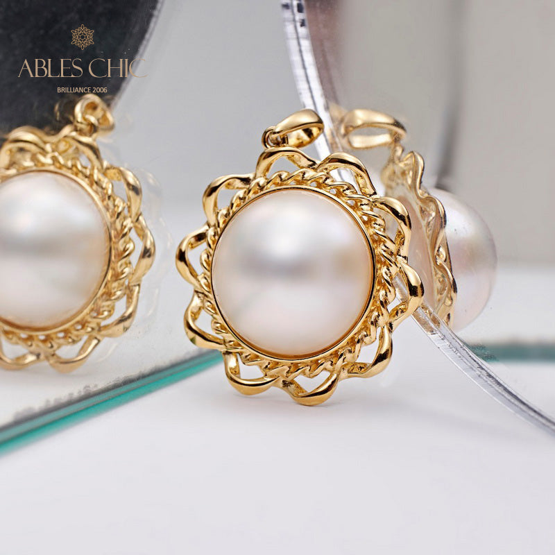 Wavy Halo Mabe Pearl Pendant 5847