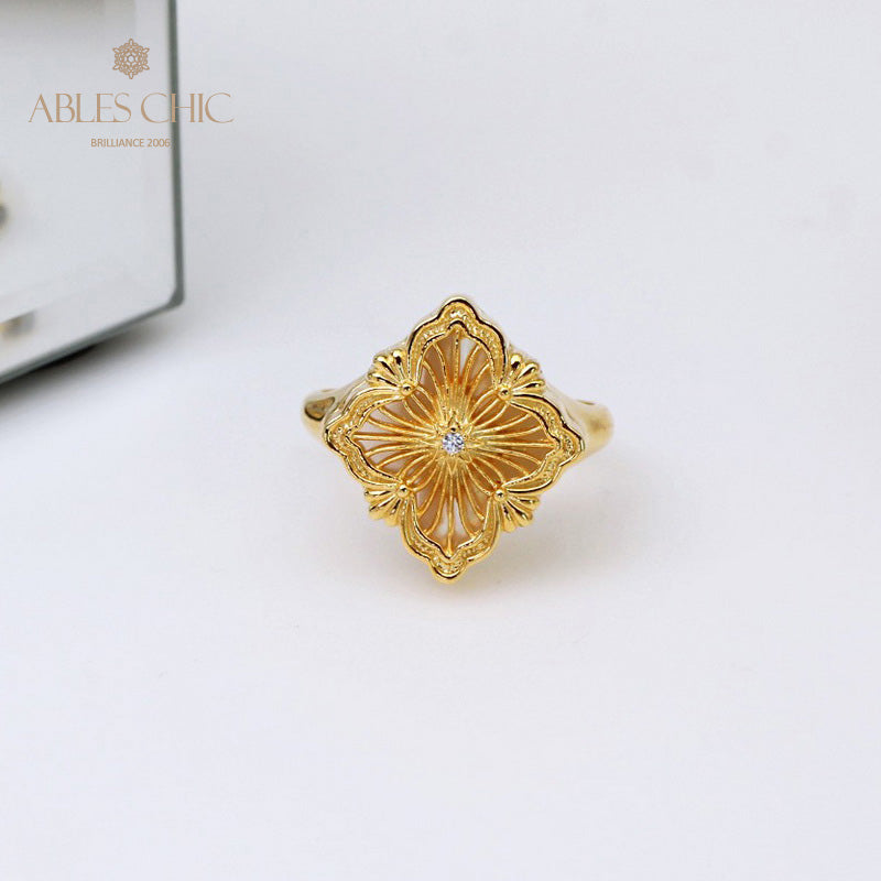 Dense Fretwork Clover Ring 5360