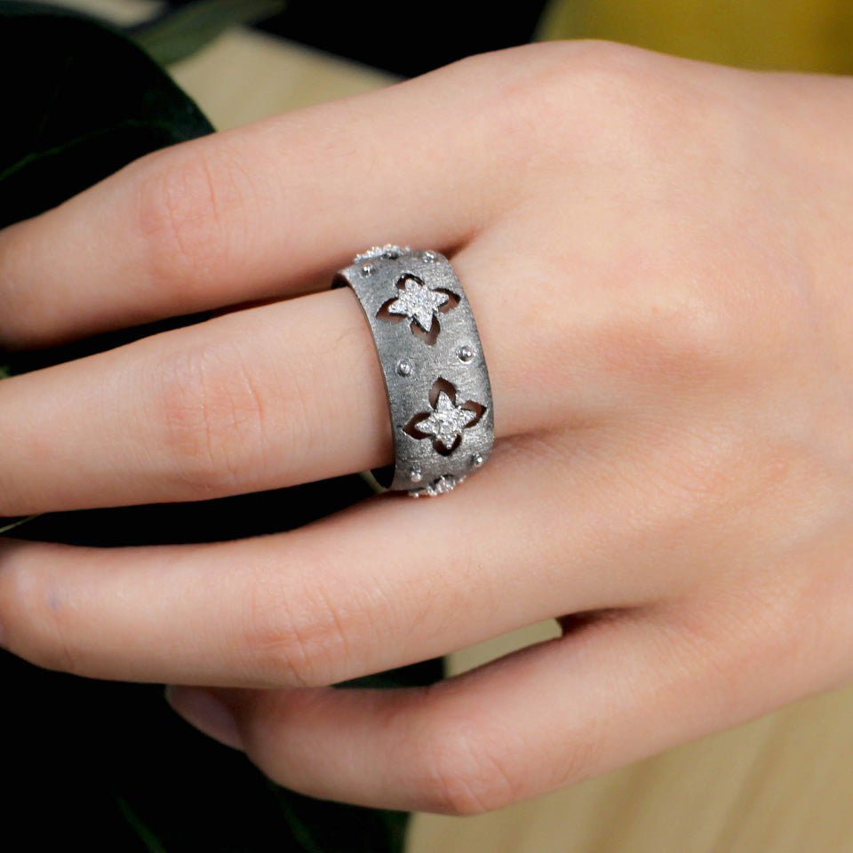 Silky CZ Clovers Floral Ring 5571