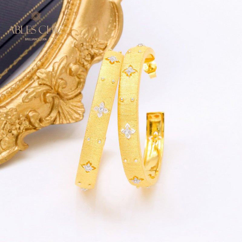 Silk Clovers Hoop Earring 5530