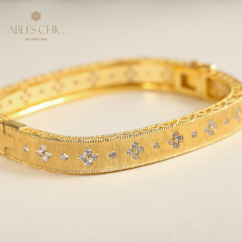 Zircon Clovers Celtic Bracelet 5775