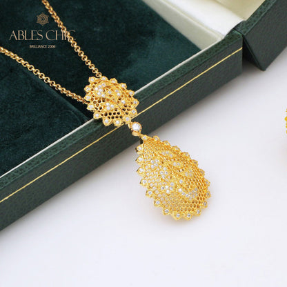 Lacy Filigree Floral Necklace 5340