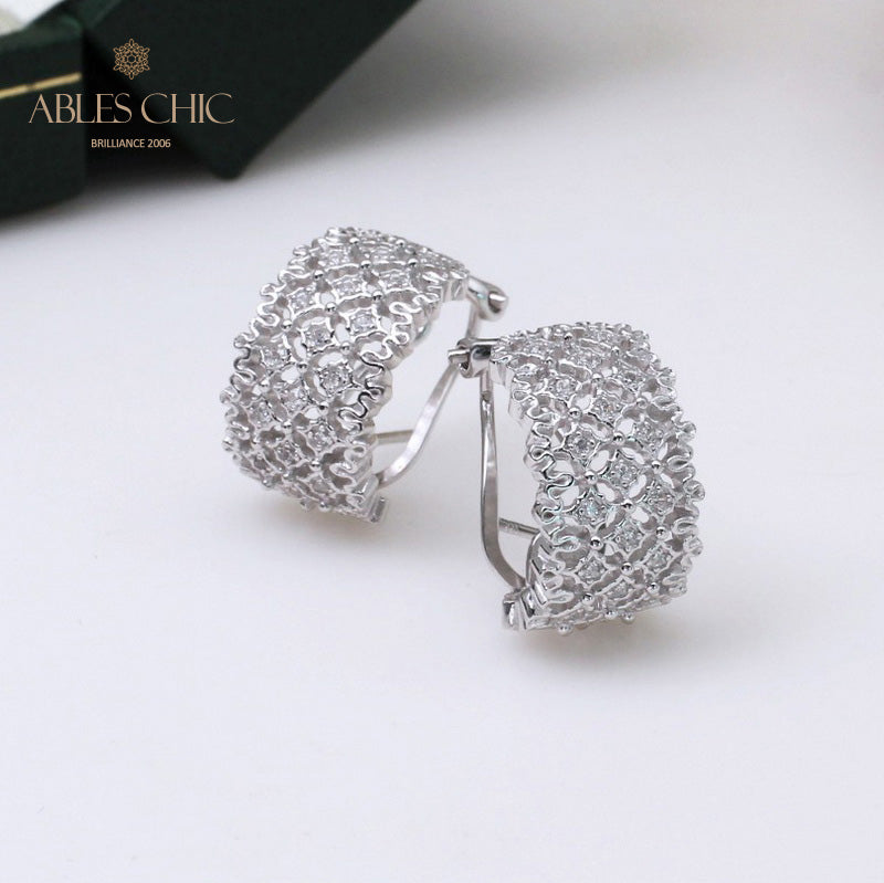 Airy Lace Honeycomb Earrings 5106