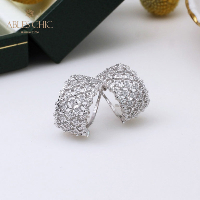 Airy Lace Honeycomb Earrings 5106