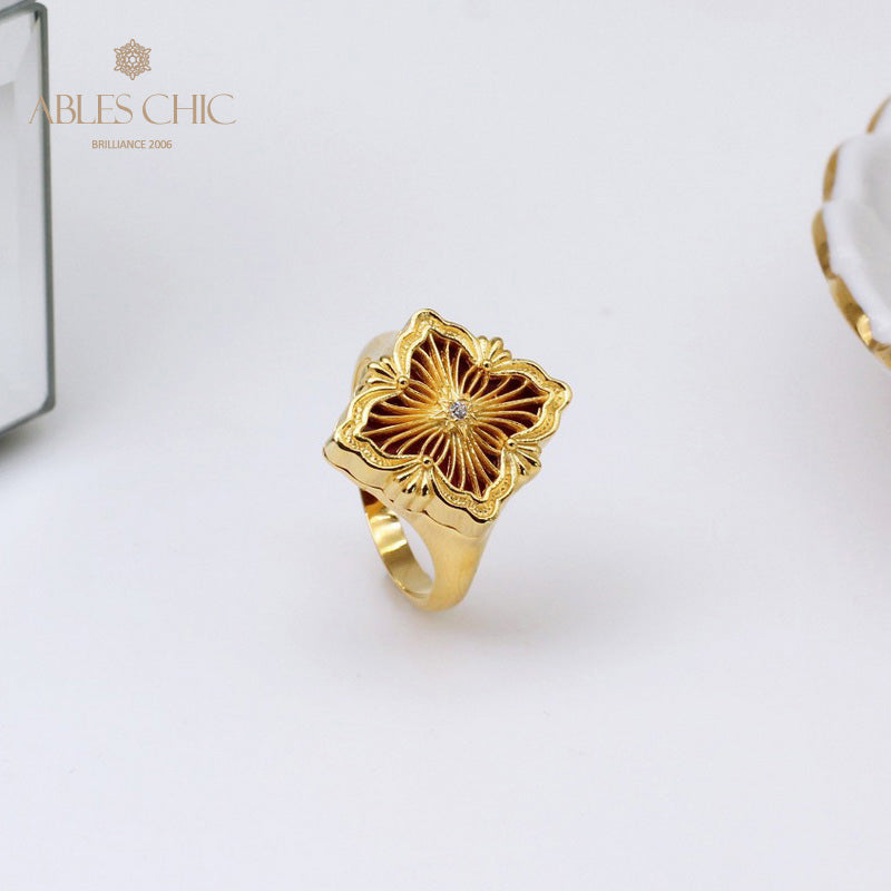 Dense Fretwork Clover Ring 5360