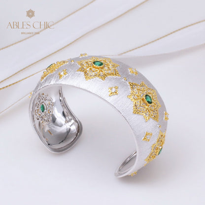 Dense Fretwork Emerald Floral Bracelet 5231