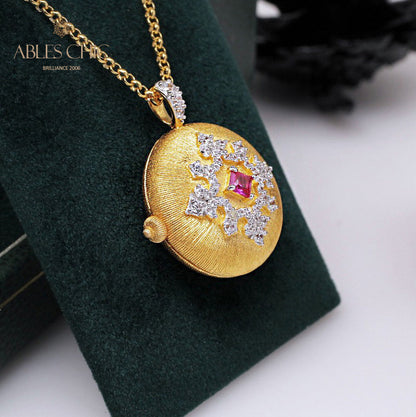 Silky Engraving Locket Necklace 5214