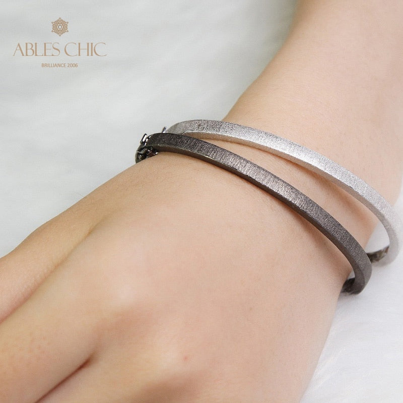 Silky Oval Bangle Bracelet 5345