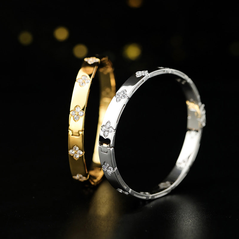 High Polished Clovers Bracelet 203707