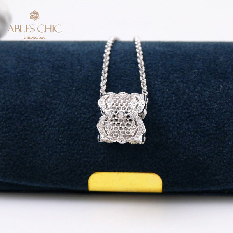 Lacy Filigree Pendant Necklace 6567