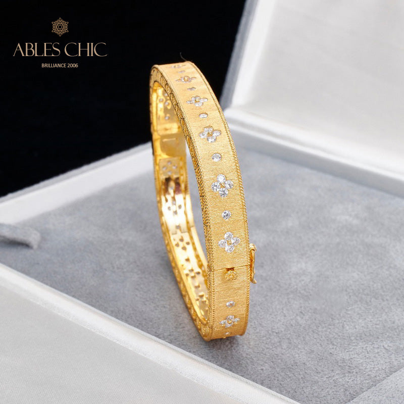 Fabric Clover Starry Zircon Bracelet 5776