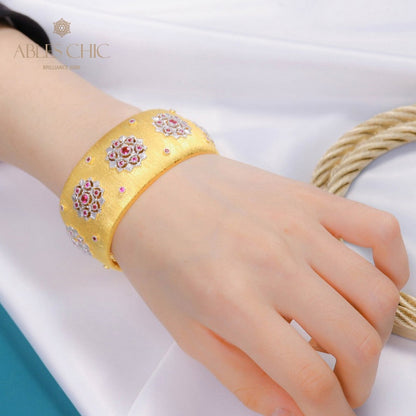 Bracelet large fleurs de rubis 5681