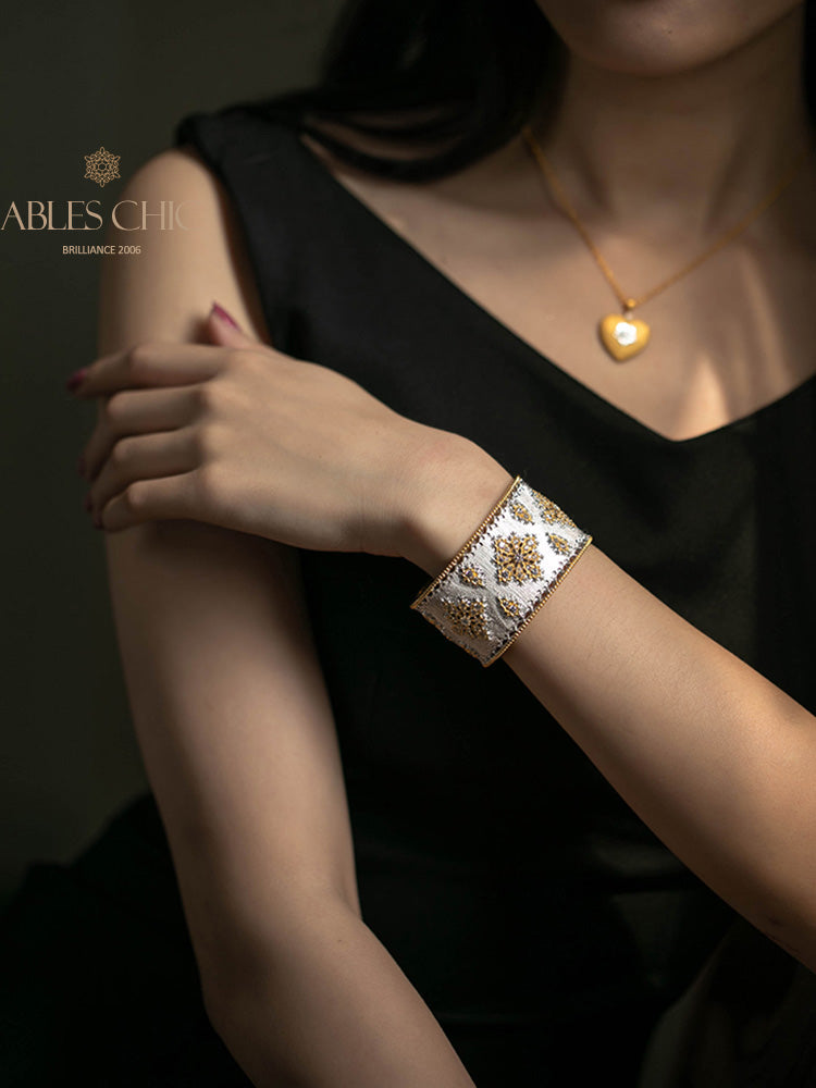 Silky Floral Bracelet 5002