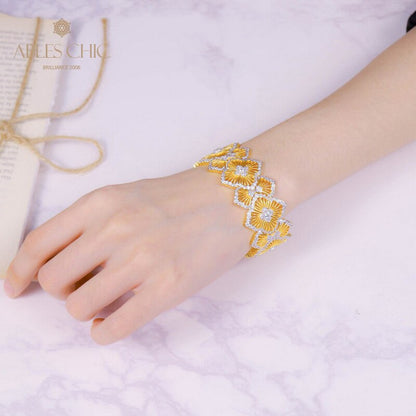 Iconic Floral Bracelet 5250