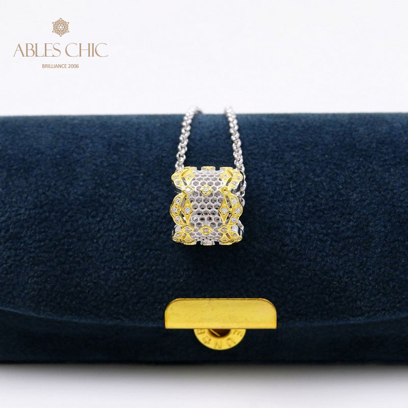 Lacy Filigree Pendant Necklace 6567