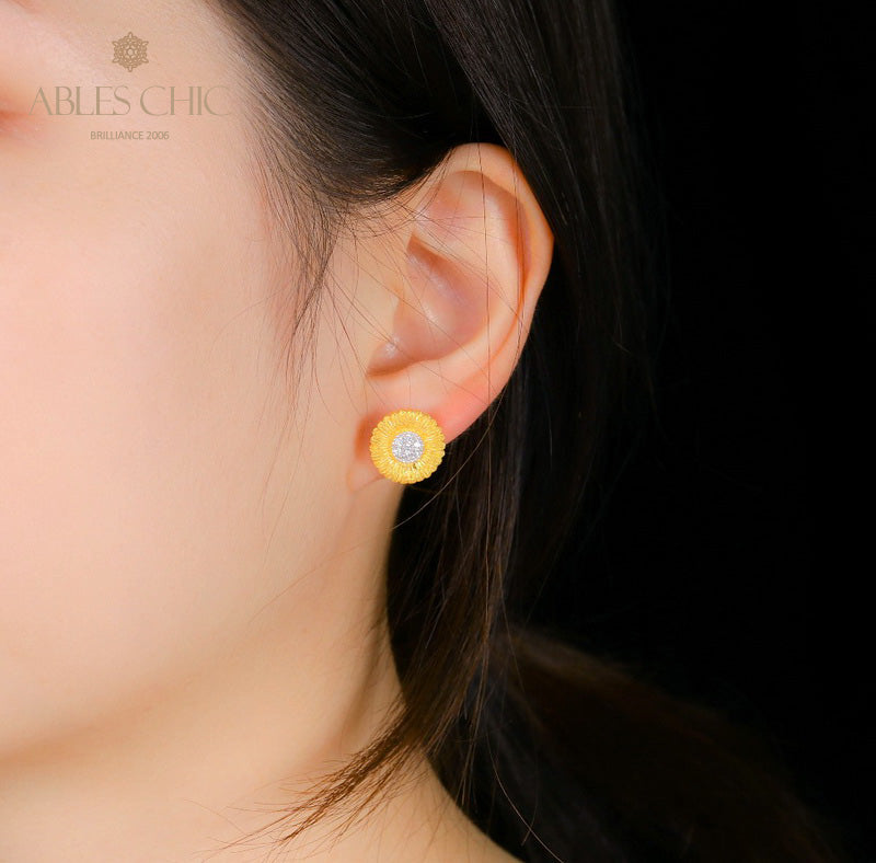 Floral Daisy Stud Earrings 5261