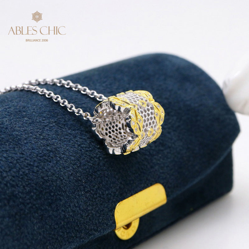 Lacy Filigree Pendant Necklace 6567
