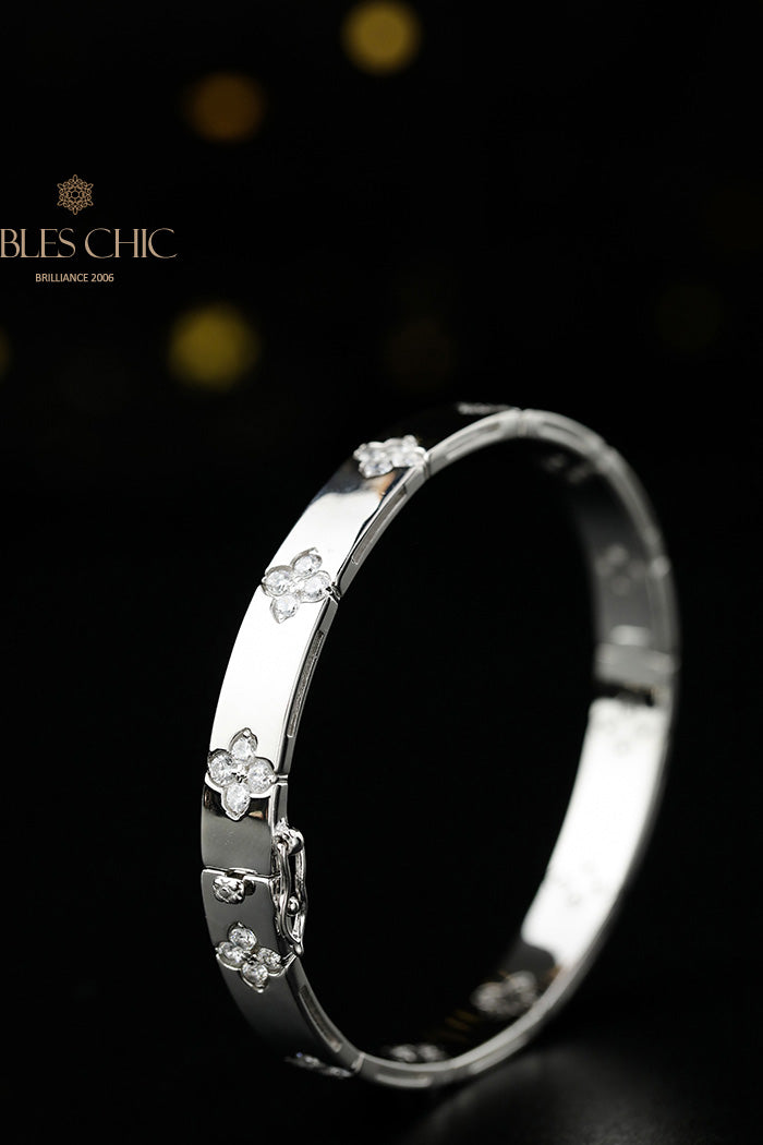 High Polished Clovers Bracelet 203707