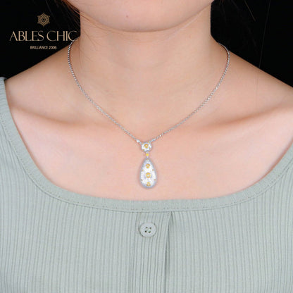 Silky Teardrop Floral Necklace 5024