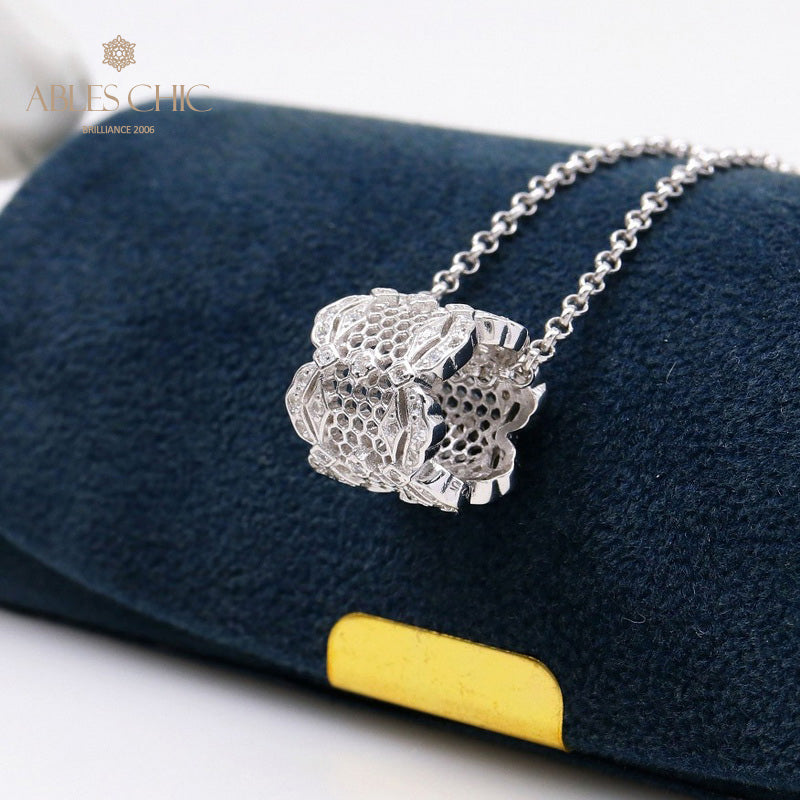 Lacy Filigree Pendant Necklace 6567