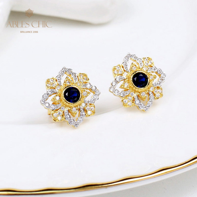 Iconic Clovers Filigree Earrings 5494