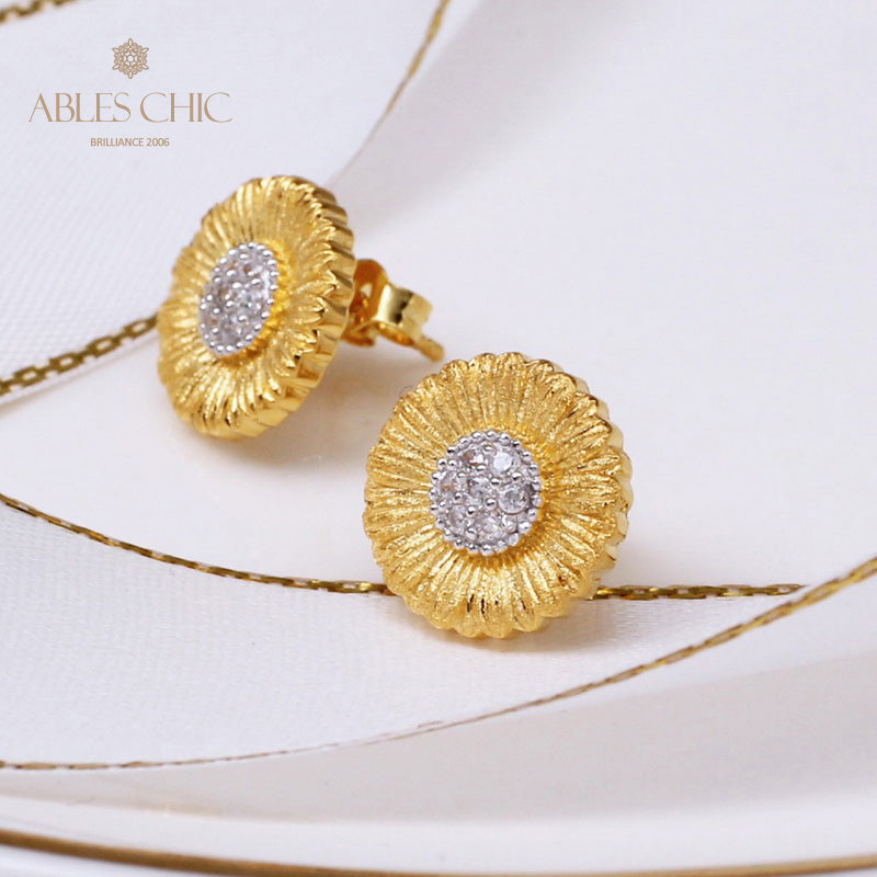 Floral Daisy Stud Earrings 5260